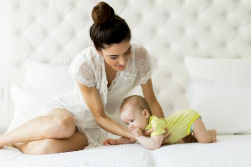 Die Schaffung einer schlaffördernden Umgebung für Ihr Neugeborenes: Essentials für erholsame Nächte