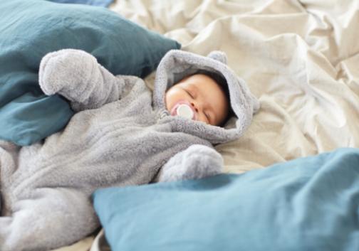 Entschlüsseln des Rätsels: Das Verständnis für die Schlafgewohnheiten Ihres Babys