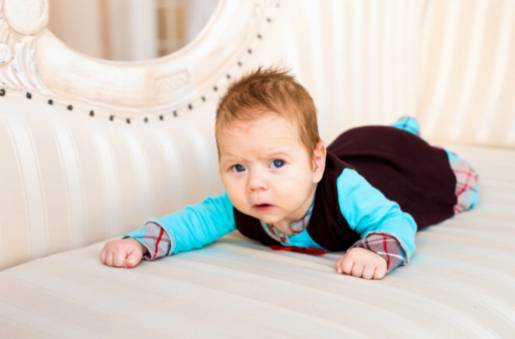 Von Pucksack zum Schlafsack: Übergang, während Ihr Baby wächst