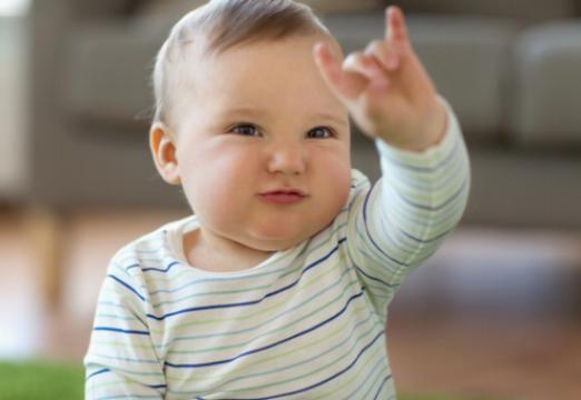 Die kognitiven Vorteile der Babysprache für die Gehirnentwicklung des Babys