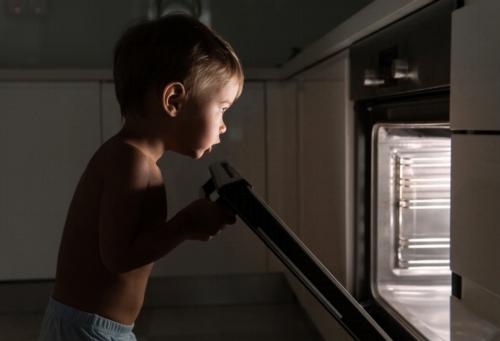 Herdknopfabdeckungen: Ein Muss, um Ihre Küche kindersicher zu machen