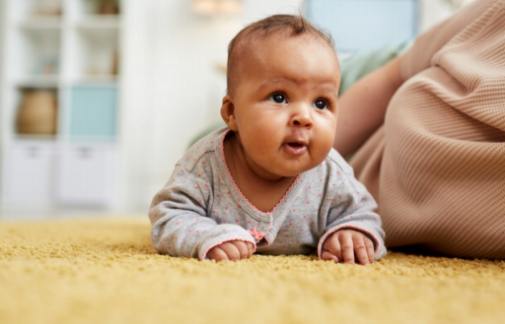 Sicherheit für Ihr Baby gewährleisten: Die Bedeutung der Verwendung von Sicherheitstüren