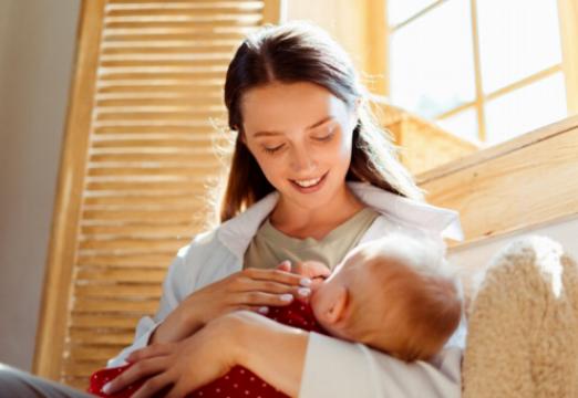 Stillen und Hirnentwicklung bei Babys